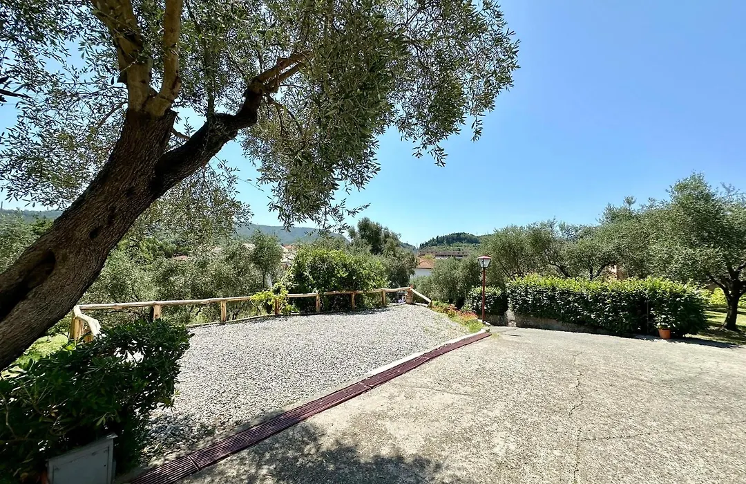 Agriturismo Uliveto Bartolomeo-1